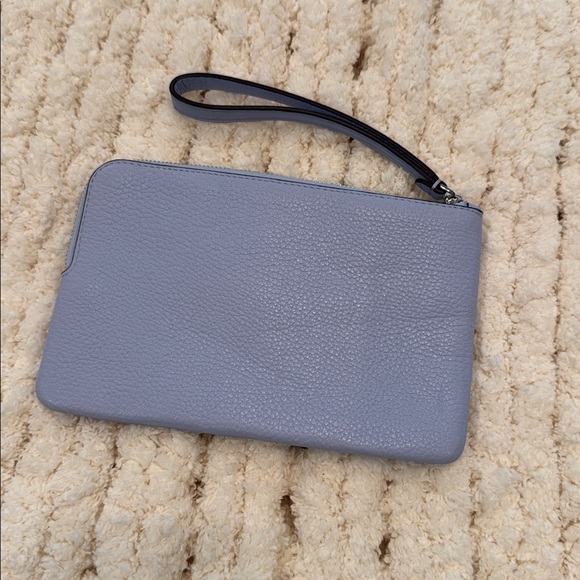 KATE SPADE Leila Medium Blue Leather Wristlet - Picture 2 of 12